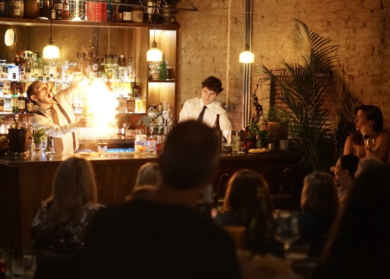 LOVE & FORGETTING – Tales from a Young Mixer