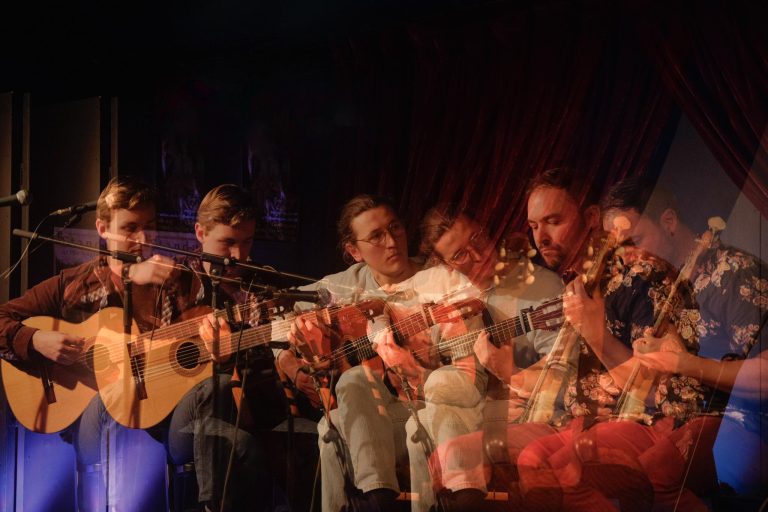 Pluck! – Live in Concert