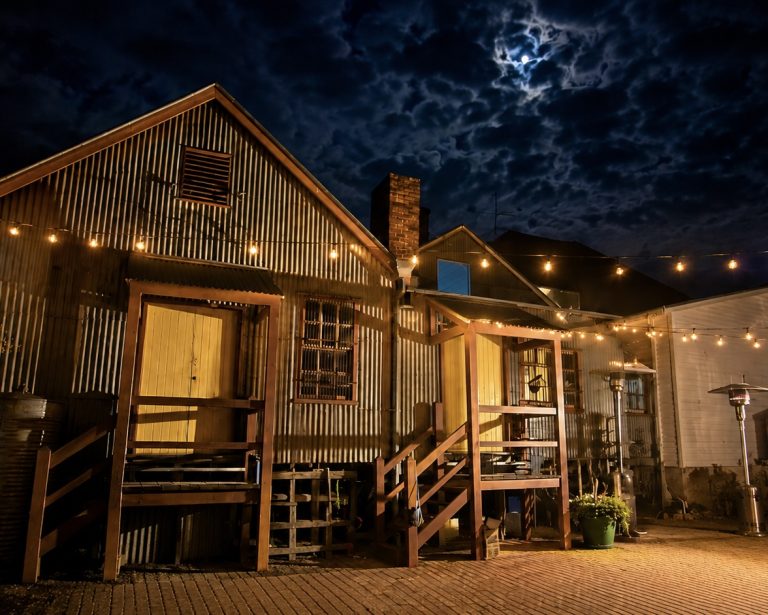 SOLSTICE AT THE STABLES  – WINTER ARTISAN MARKET